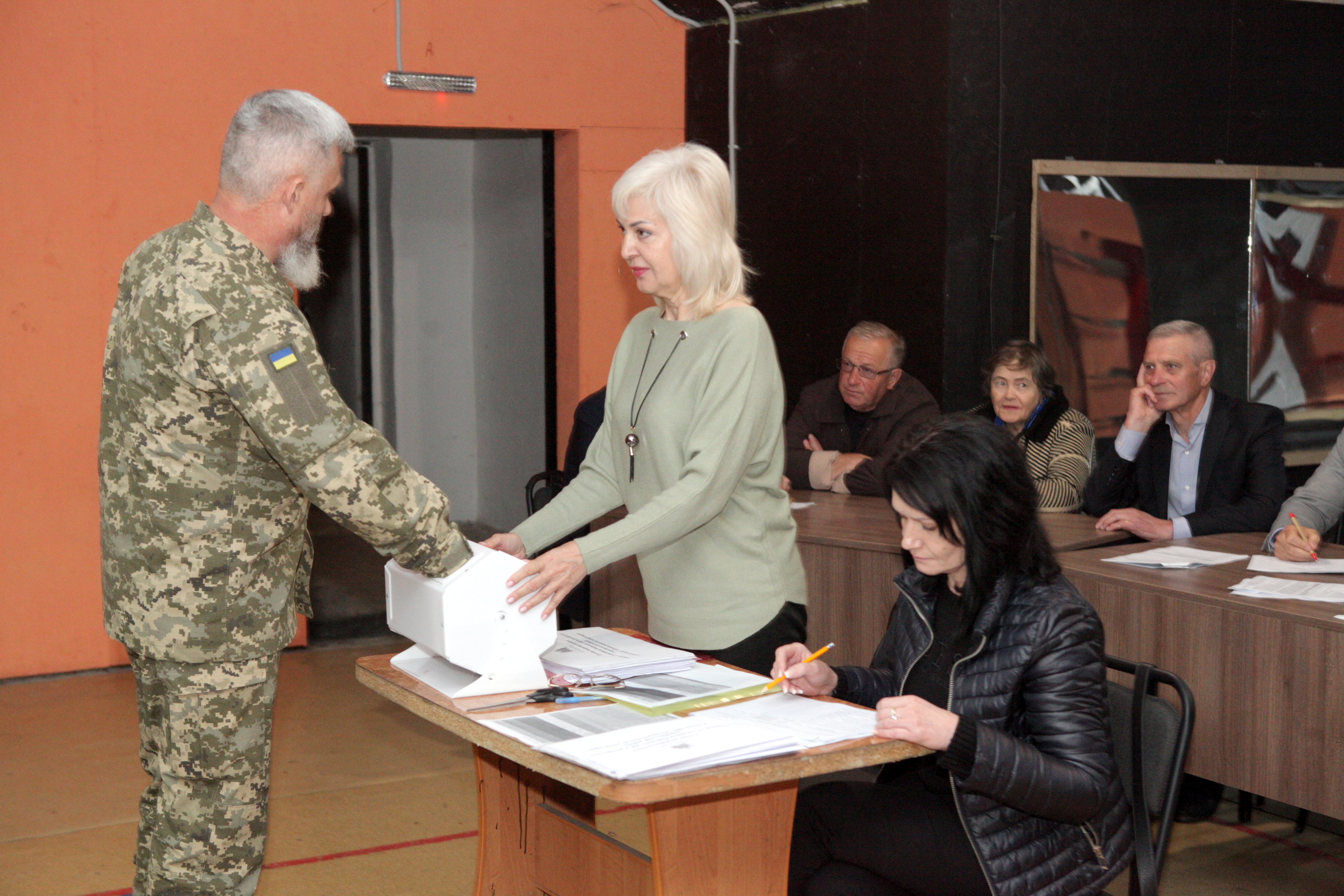 Найбільша квота – для військових: у Вінниці провели жеребкування для учасників міської програми «Муніципальне житло»