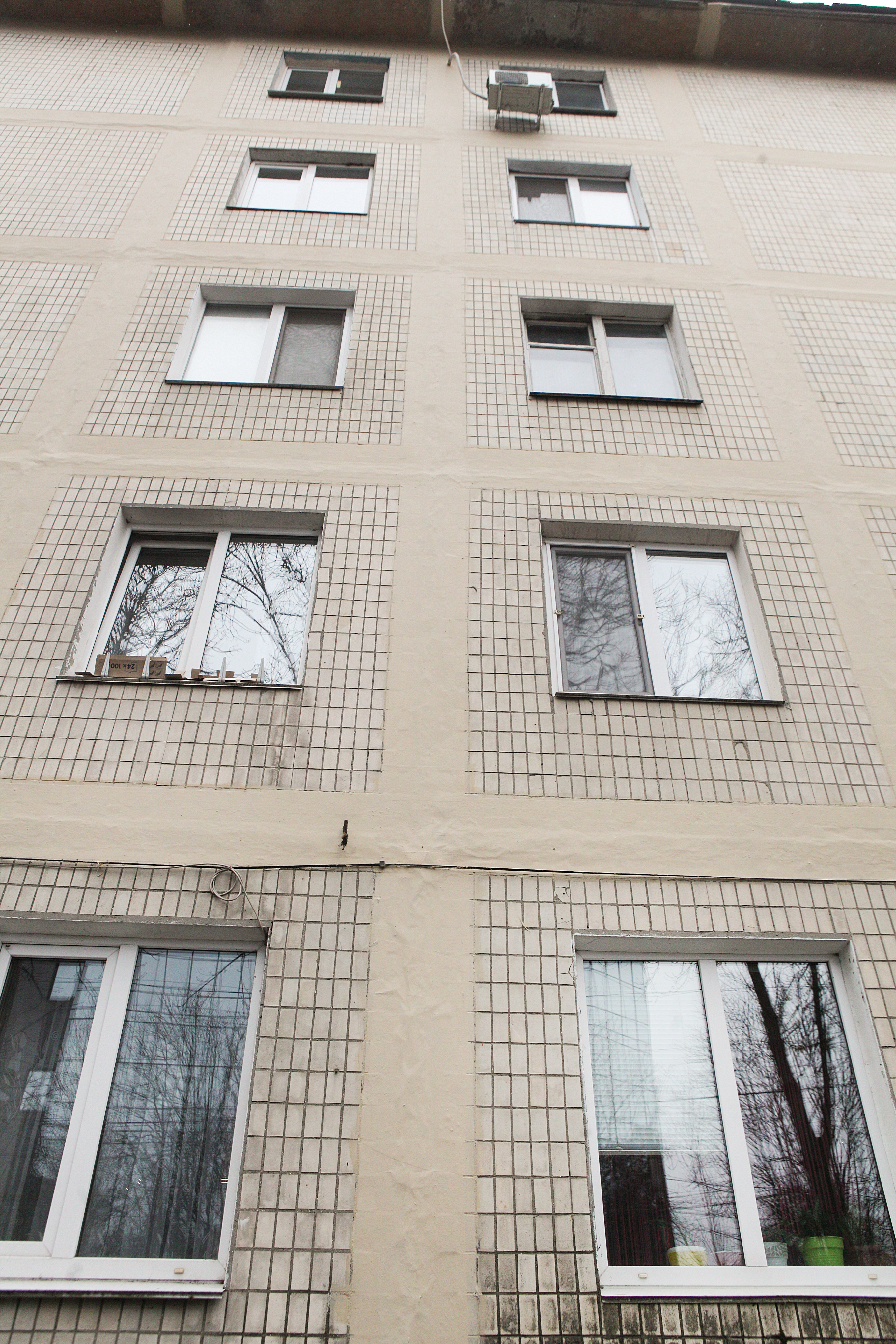 Стійкість та енергоощадність. У Вінниці завершили капремонт стиків стінових панелей житлової п’ятиповерхівки на Хмельницькому шосе, 71