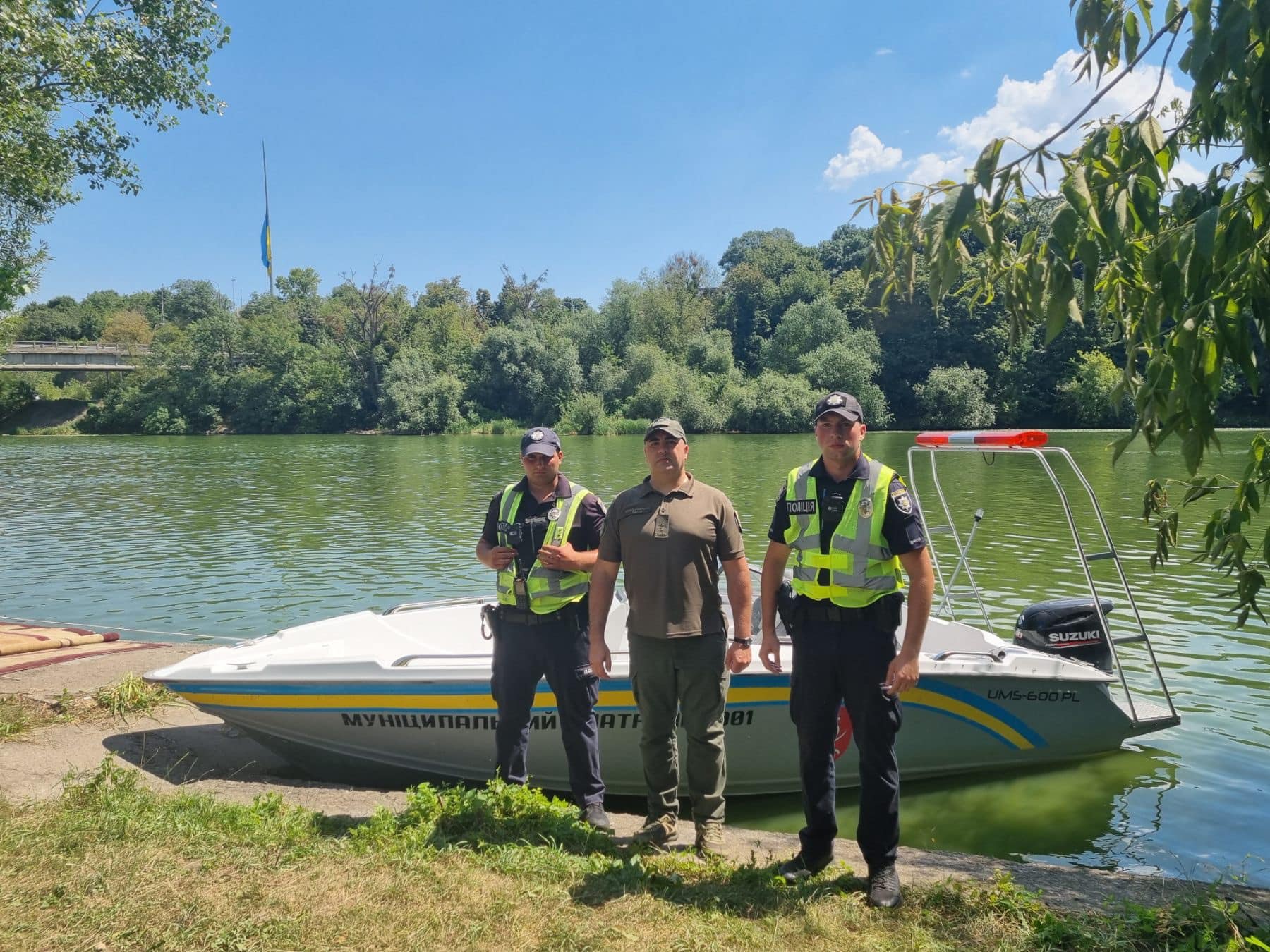 Інспектори «Муніципальної варти» у Вінниці завершили сезон патрулювання Південного Бугу