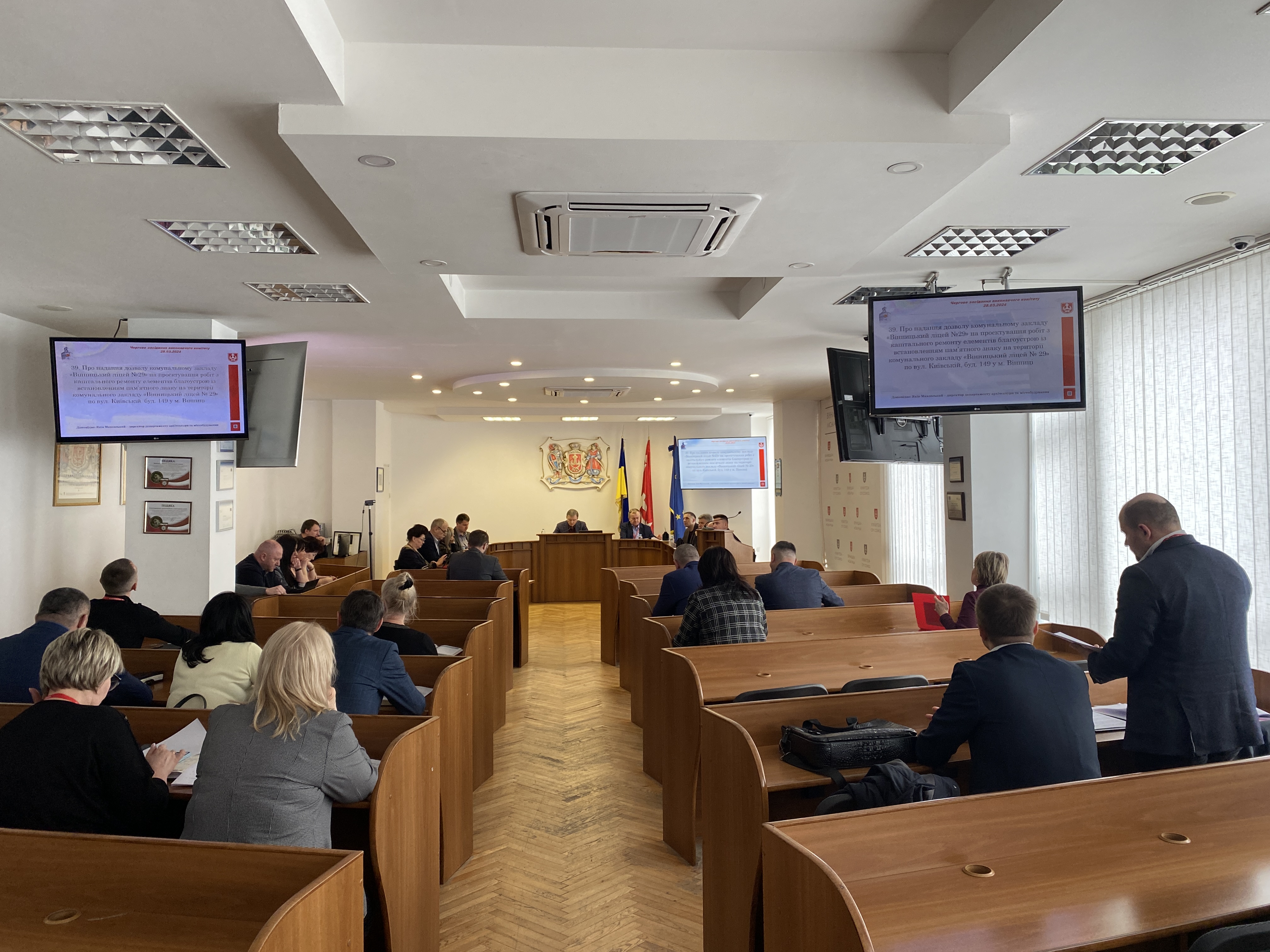 У Вінницьких ліцеях планують встановити пам'ятні знаки на вшанування подвигу випускників, які загинули у російсько-українській війні 