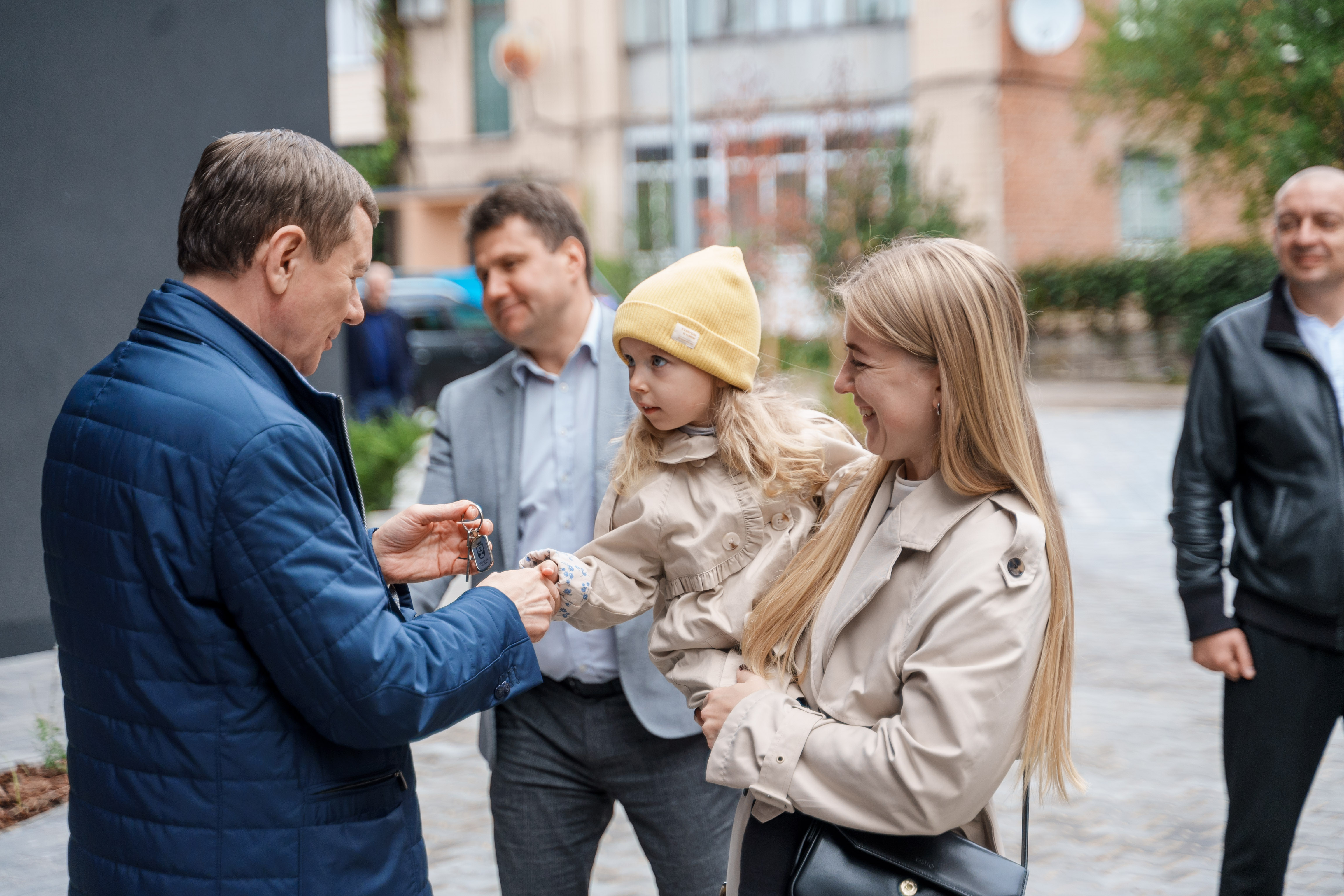 Сучасний та енергоефективний. Учасники програми «Муніципальне житло» отримали ключі від квартир у багатоповерхівці на Скалецького