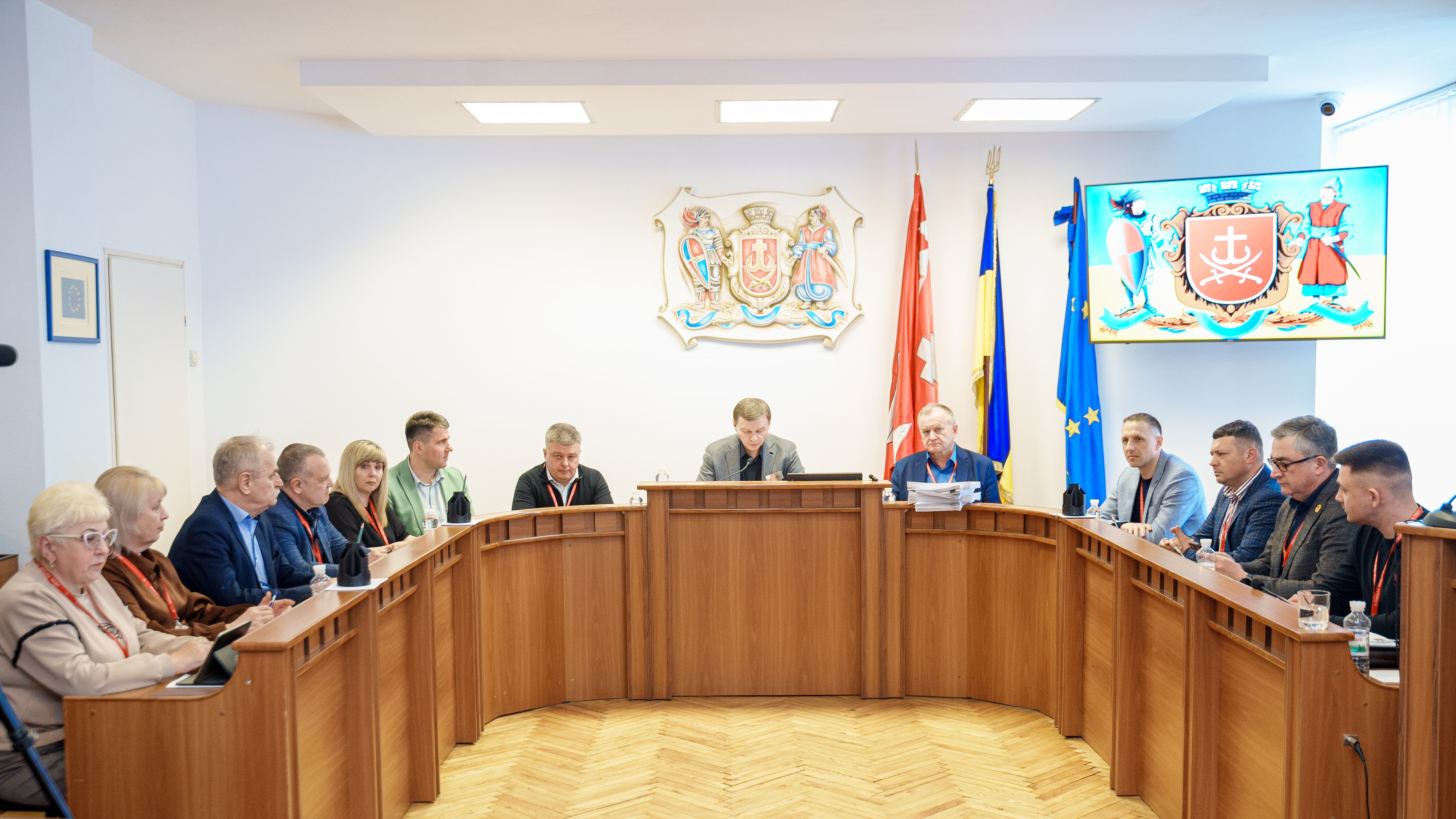 Надійшло 128 повідомлень про пошкоджене майно, а на стаціонарному лікуванні залишаються 7 людей. Під час засідання виконкому міський голова Вінниці Сергій Моргунов обговорив наслідки ворожої атаки 24 березня